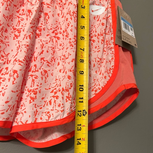 NWT Nike Sz Medium Orange/White Athletic Running Shorts! - Picture 10 of 11